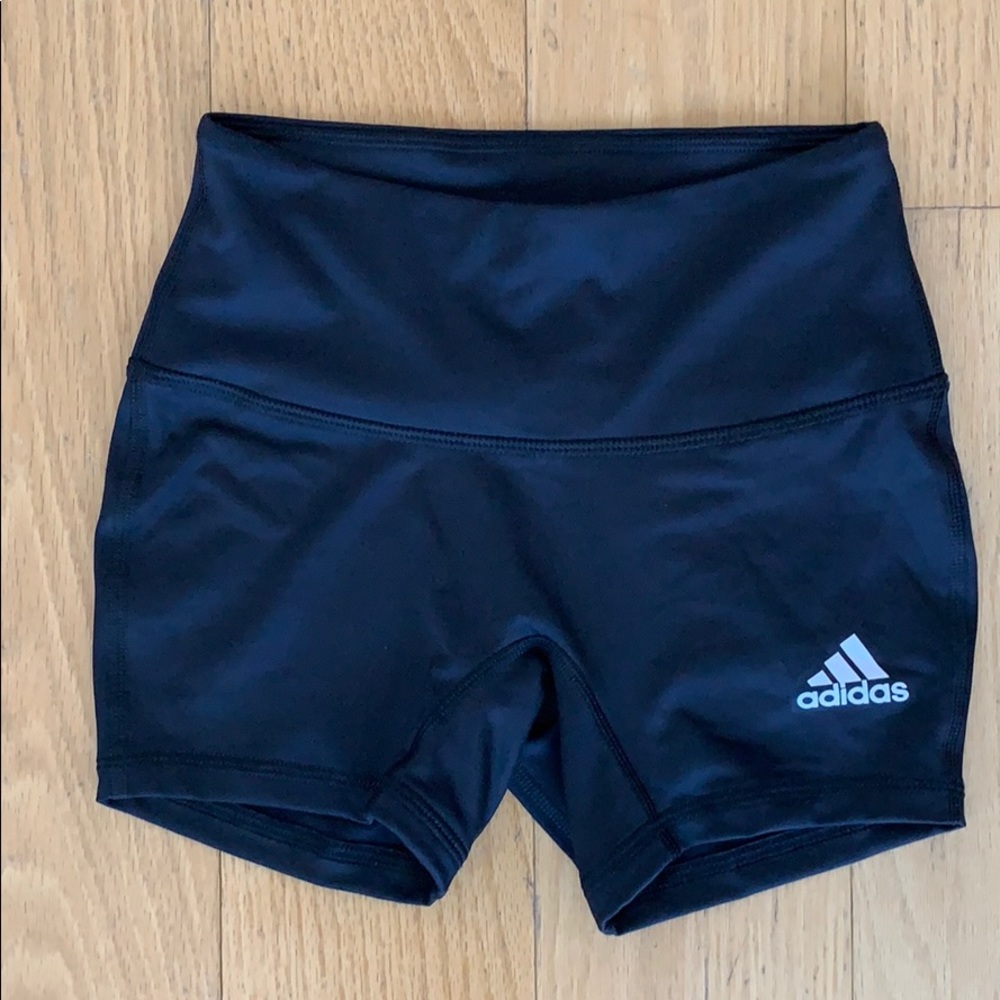 NWT Adidas Black 4” Short Tight (Size XS)